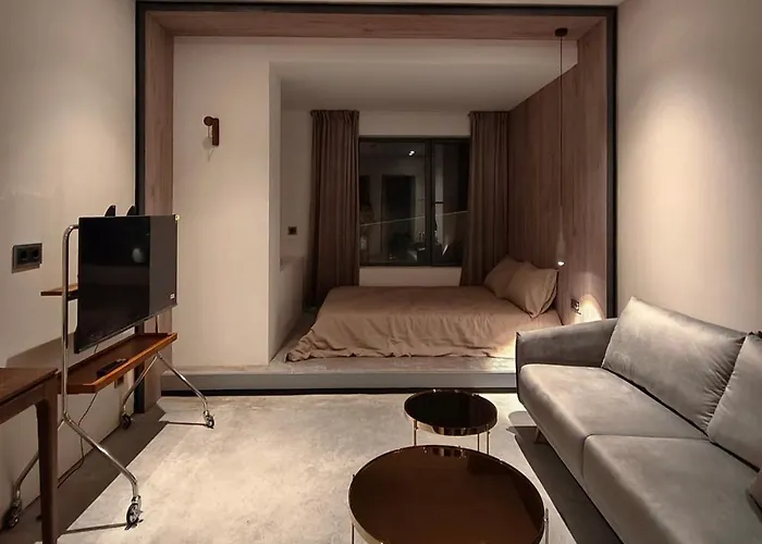 Moderninfluence - 4* Porto