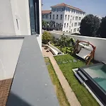 Moderninfluence - Apartmanhotel 4*
