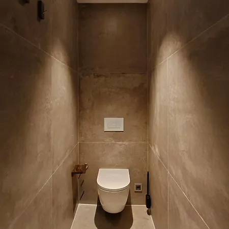 Moderninfluence - Aparthotel 4*