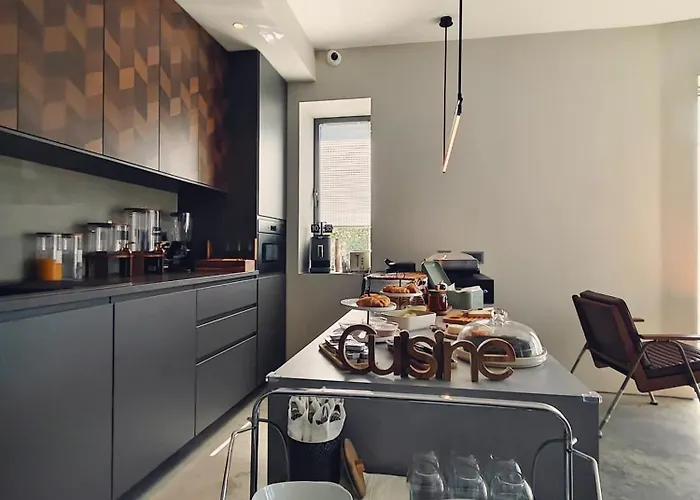 Moderninfluence - 4*