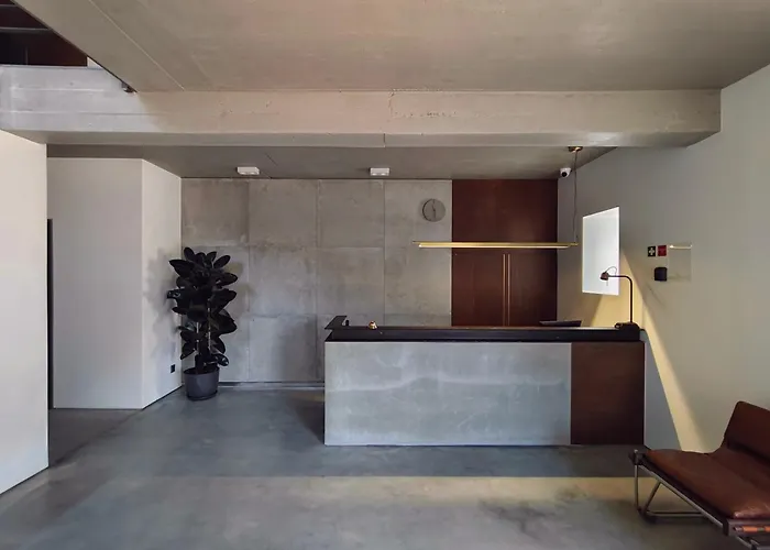 Moderninfluence - Hotel apartamentowy 4*