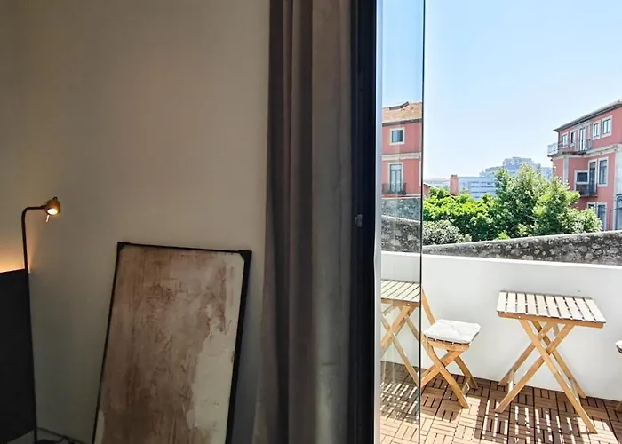 Moderninfluence - 4*