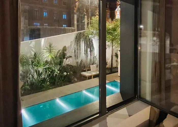 Hotel apartamentowy Moderninfluence -